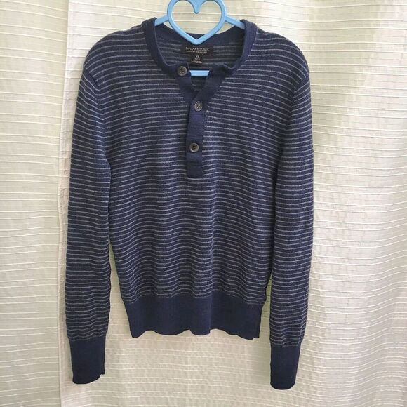 Banana Republic Sweaters - BANANA REPUBLIC Merino Wool Henley Sweater Blue/Gray Stripe Size XS/S